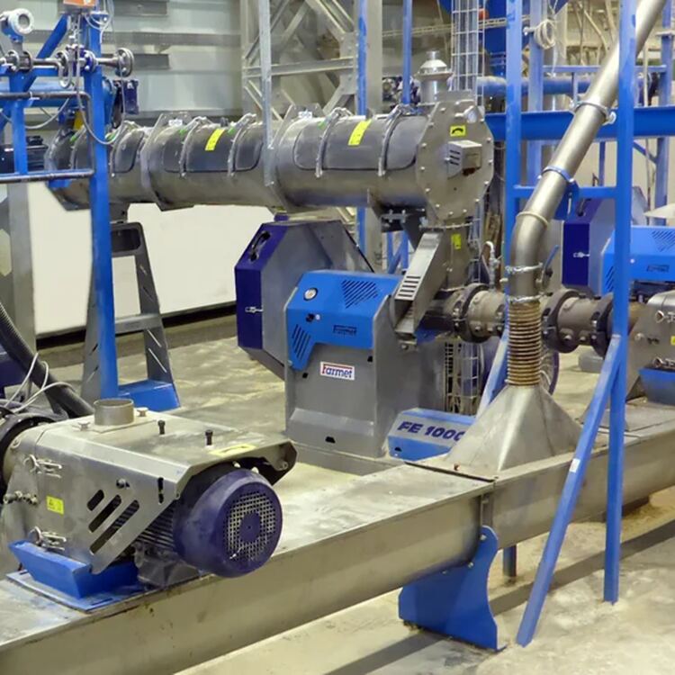 Extruze krmiv a výroba krmných směsí