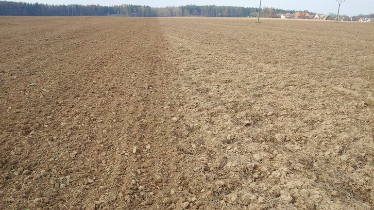 Verso for early spring pre-sowing soil processing