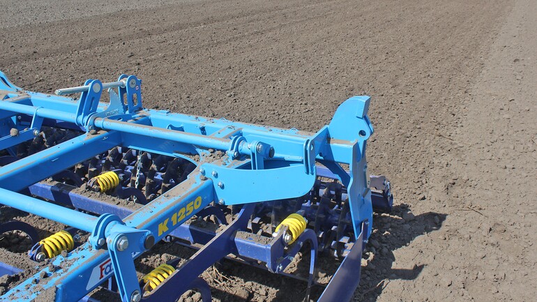 Широкозахватний компактор для великих площ: Компактомат K 1250 MAX в Чернігівській області