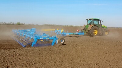 Широкозахватний компактор для великих площ: Компактомат K 1250 MAX в Чернігівській області