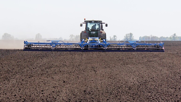 Широкозахватний компактор для великих площ: Компактомат K 1250 MAX в Чернігівській області