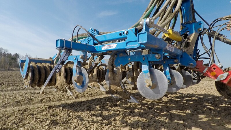 Cultivator combinat Multistrip