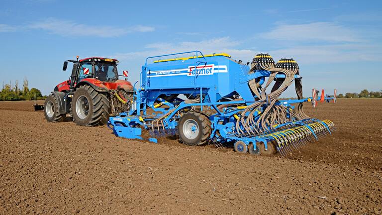 Rekordní prodej secích strojů