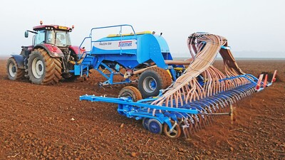 Falcon SW – Aussaat von Wintergetreide mit einer Arbeitsbreite von 9 m