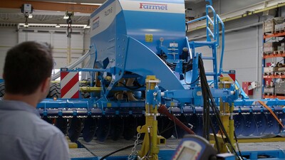 Erprobung und Fertigung der Sämaschinen Falcon