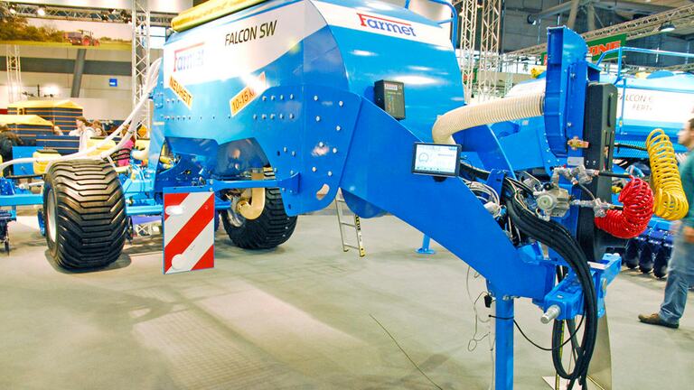 Falcon SW = new sowing machine (carrier)