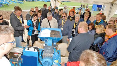 Празднование 25-летия основания компании Farmet