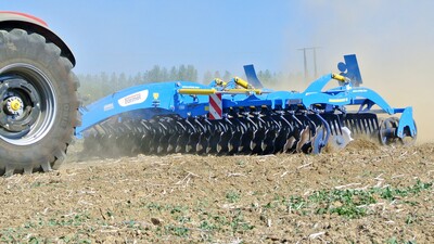 Předvádění techniky v severovýchodní Francii