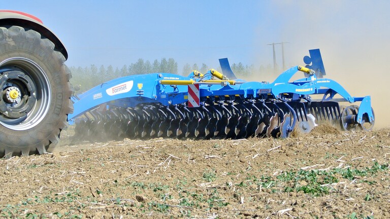 Předvádění techniky v severovýchodní Francii