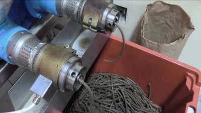 Extra panenský rostlinný olej získaný na lisech Farmet – reportáž se zákazníkem