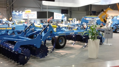 Комбінований глибокорозпушувач Triton