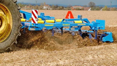 Dlátový kypřič Triolent