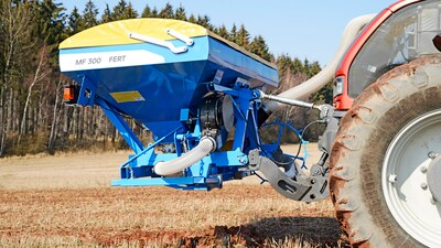 Slokšņu dziļirdinātājs Strip-Till