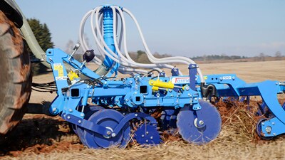 Slokšņu dziļirdinātājs Strip-Till