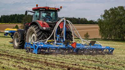 Slokšņu dziļirdinātājs Strip-Till