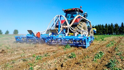 Slokšņu dziļirdinātājs Strip-Till