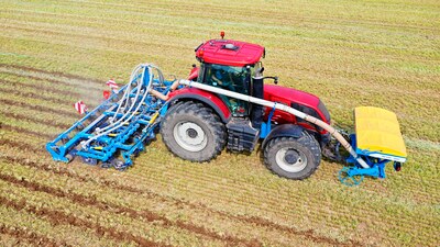 Slokšņu dziļirdinātājs Strip-Till