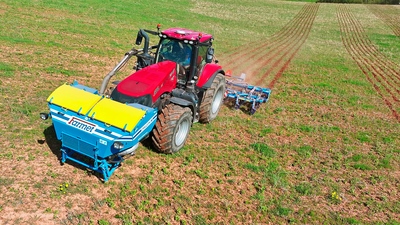 Cultivateur de rangs Strip-Till