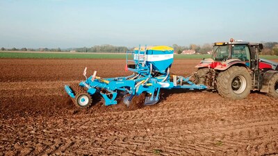 Tiefenlocker mit Düngerausbringung Digger Fert+