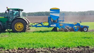 Tiefenlocker mit Düngerausbringung Digger Fert+