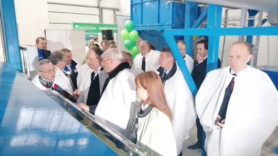 Nowo otwarta linia do przetwarzania rzepaku w Tomsku, w Rosji.