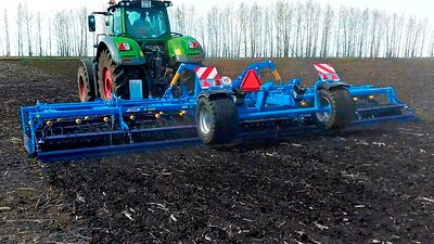 Předseťové kombinátory pro jarní zpracování půdy