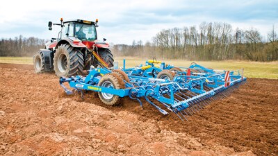 Předseťové kombinátory pro jarní zpracování půdy