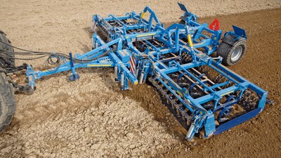 Předseťové kombinátory pro jarní zpracování půdy