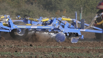 Triton – perfect mixing of plant residues with minimal clod formation