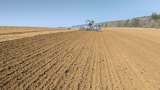 Ein viertel Jahrhundert zuverlässige Arbeit der Kompaktomat führte zu einer neuen Sämaschine Falcon