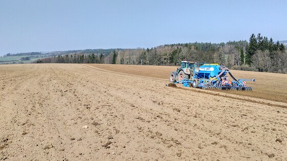 Ein viertel Jahrhundert zuverlässige Arbeit der Kompaktomat führte zu einer neuen Sämaschine Falcon