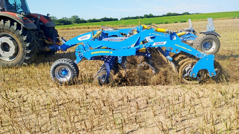 Farmet machines have a long tradition in our company