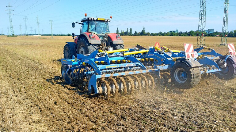 Farmet machines have a long tradition in our company