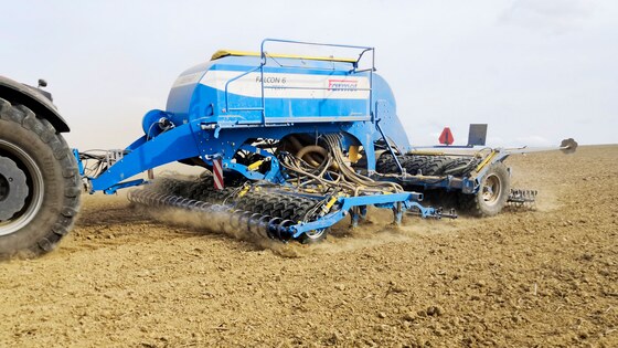 Record sales of Falcon seeders
