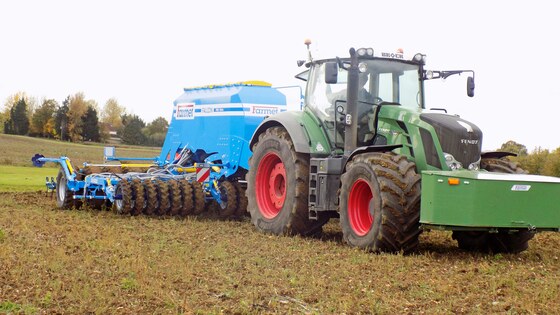 Falcon PRO Tandem tine coulter drill for grain and fertiliser