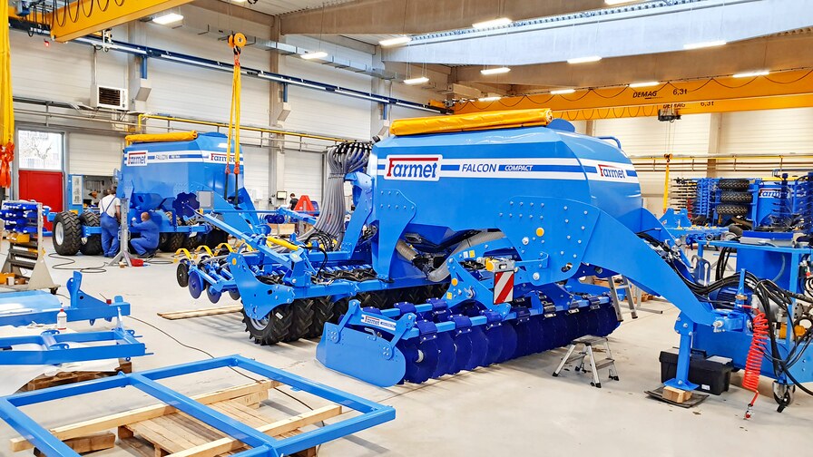 Rok 2020 přinesl rekordy v prodeji secích strojů Falcon