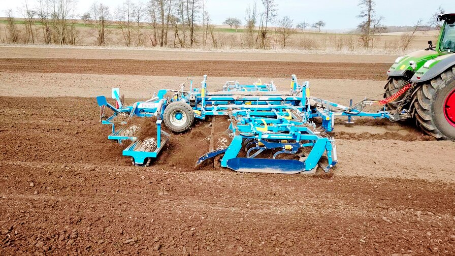 Kompaktomat K 1000 PS in combination with crumbling rollers