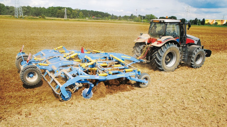 Agrosem Stěžery is already buying 14th machine of Farmet brand!