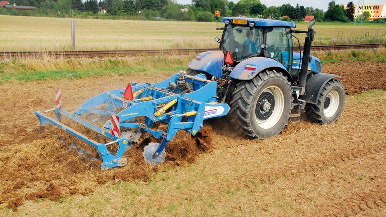 Agrosem Stěžery is already buying 14th machine of Farmet brand!