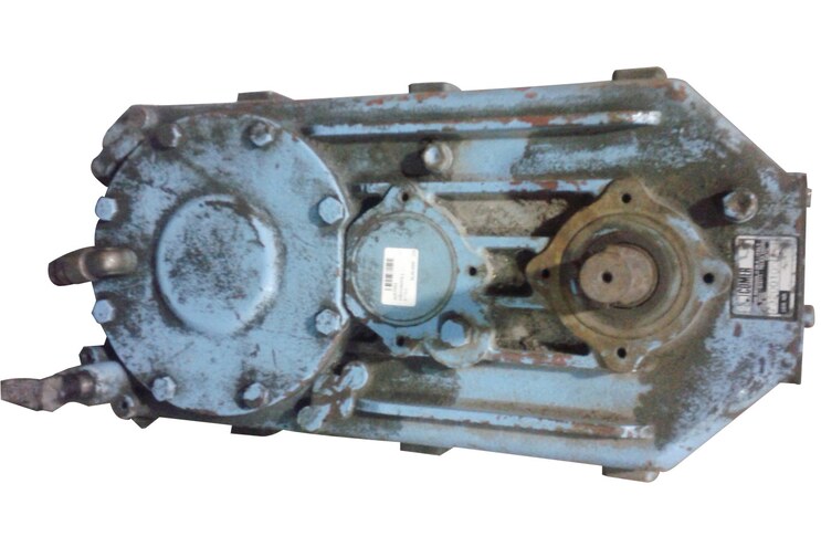 PŘEVODOVKA          D 732 b PŘEVODOVKA          D 732 b
